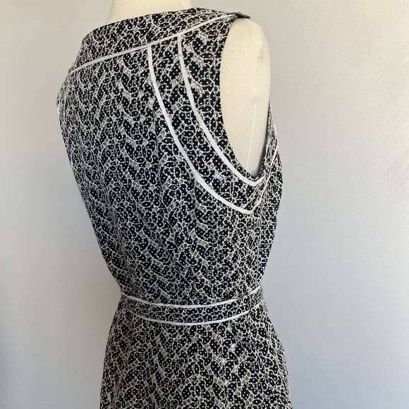 Eileen Fisher Long-Sleeve Black Silk Jersey Relaxed‎ Tunic Top w/ Sheer Layer - Picture 6 of 13